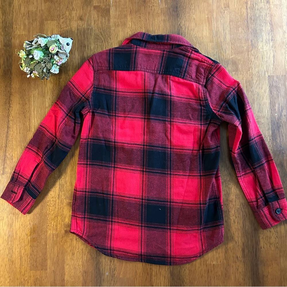 Gap Flannel Button-Up | Classic Red & Black Buffalo Plaid | Boys Size 6–7 | NWT - Picture 6 of 7